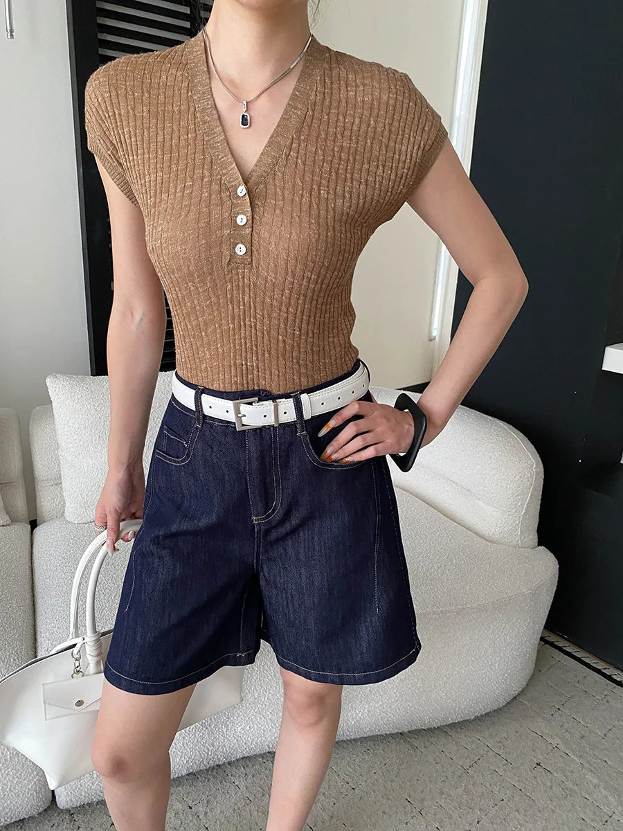 Summer women's casual solid color bright stitching wide leg denim shorts