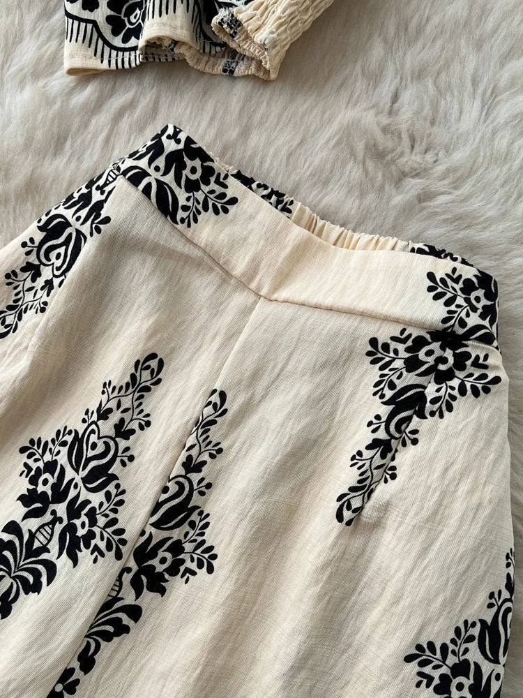 Women's Summer Two Pieces Bohemian Vacation Printed Halter Neck Sleeveless Top High Waist Wide Leg Pants Two-piece Set TP044
