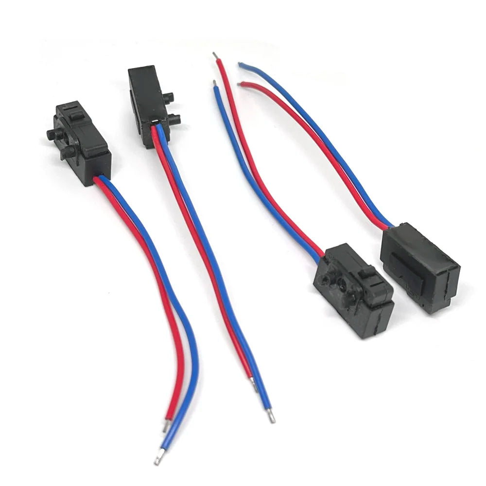 Left Side Right Side Door Lock Micro Switch For Audi Octavia Fabia Superb Passat B5 Bora Golf 4 MK4 Door Sensor Connector