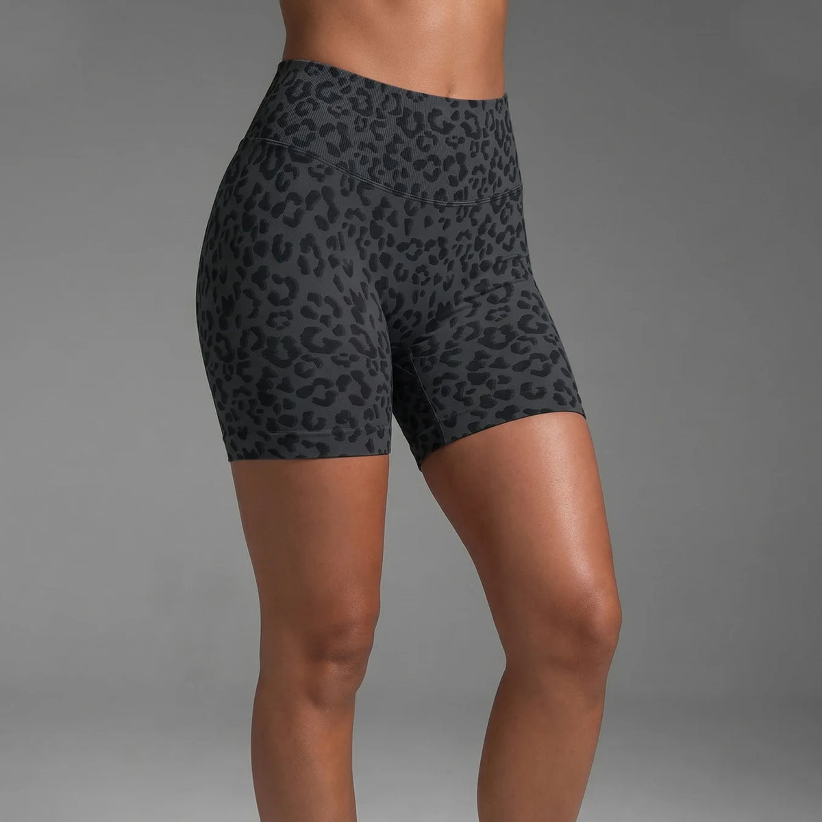 Seamless Leopard Print Yoga Shorts Women High Waist Biker Shorts Tummy Control Gym Workout Fitness Athletic Shorts Activewear