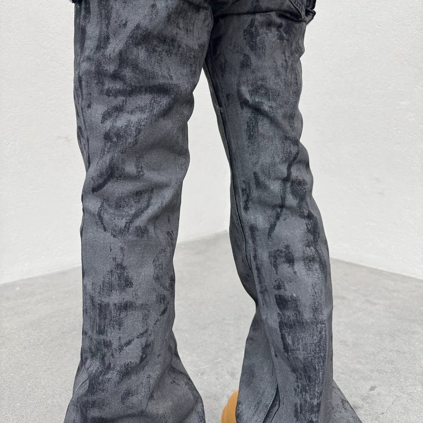 Men's Tie Dye Flared Denim Jeans Washed Handmade Brushed Wax Coating Casual Jean Pants Y2k Streetwear Slim Fit Bootcut Pants