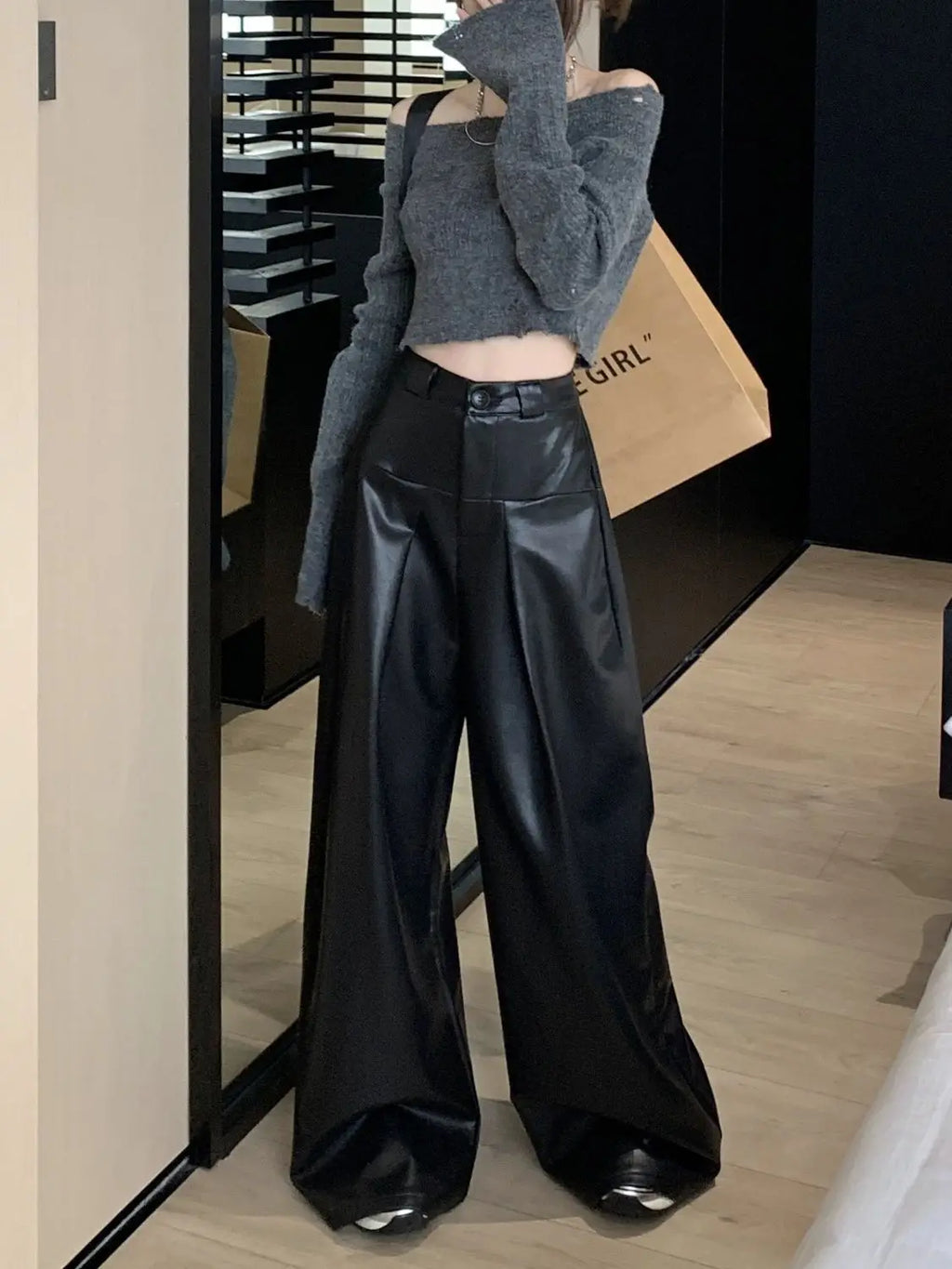 2025 New Loose Slimming Pleated Striped Casual Wide Leg Pants for Women's Autumn Street PU Leather Pants Female Clothing