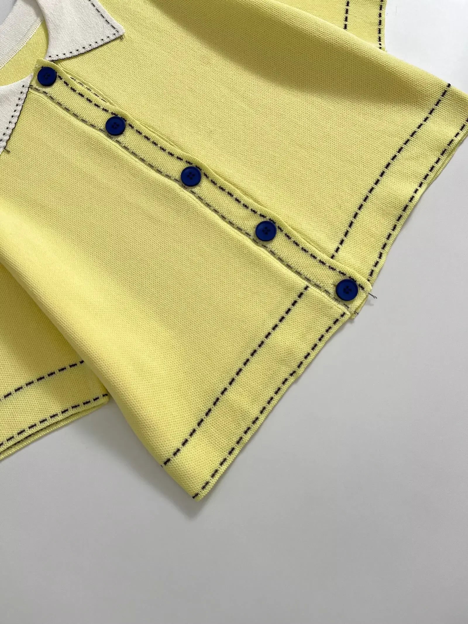 Casual Yellow Lapel Knitted Sweater Women Chic Short Sleeve Single Breasted Warm Pullover Lady Autumn Commute Street Outwear New