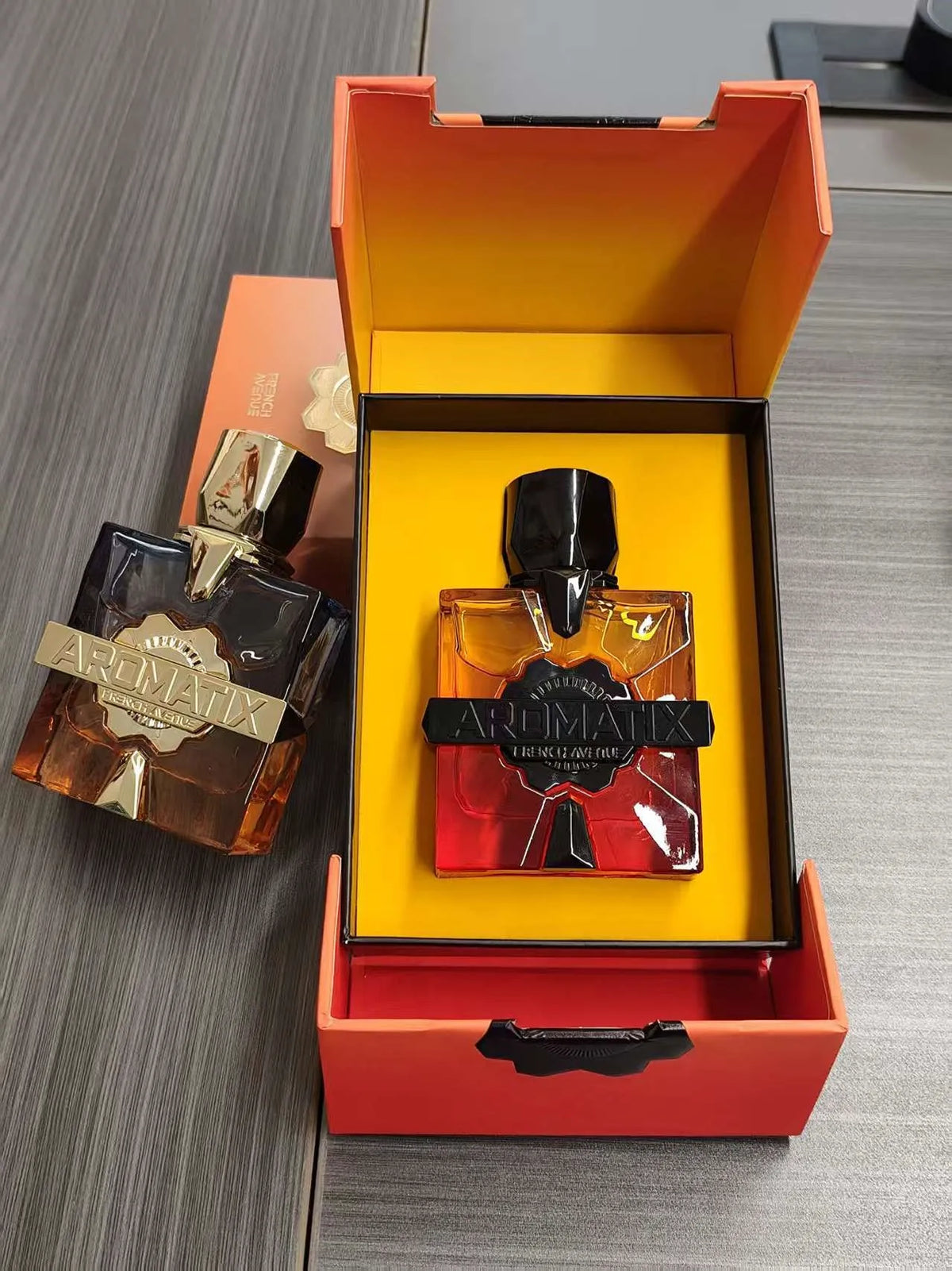 Long Lasting 100ml Perfume, Unisex Woody Amber & Tropical Fruity Floral Fragrance, Luxury Gift Perfume for Him and Her