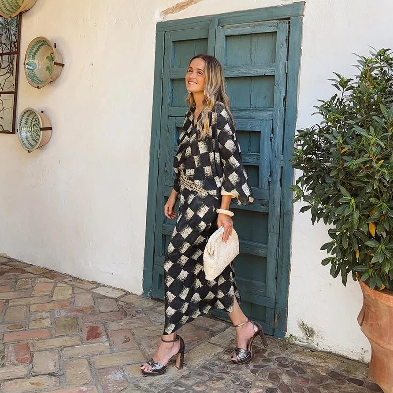 V-Neck Loose Waist Cinched Long Dress Woman Contrasting Colors Short Sleeve Pleated Maxi Dresses Chic Vacation Women's New Dress