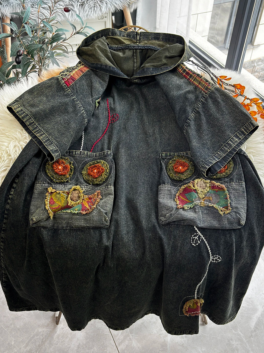 2026 Spring Artistic Ethnic Chinese-style Thin Denim Hooded Embroidered Short-sleeved Dress Women JLJ891