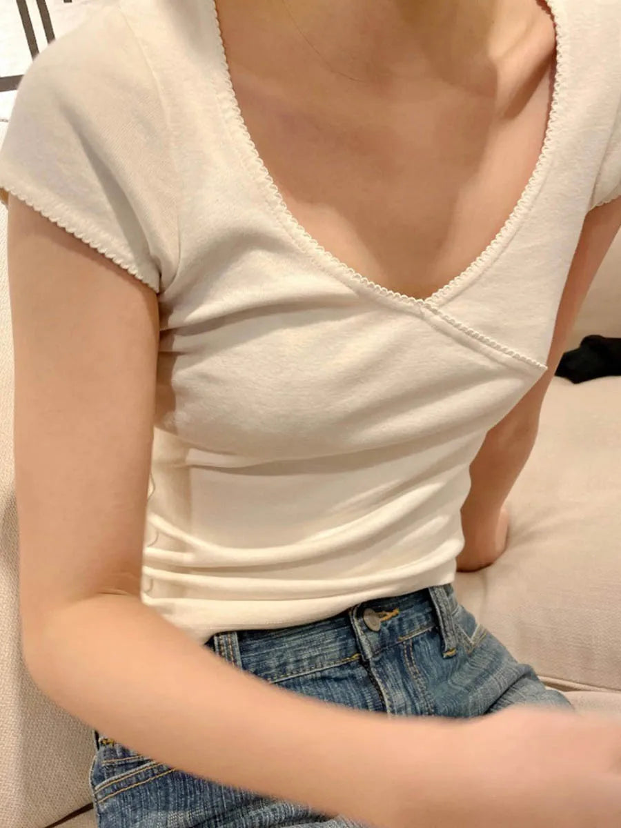 Vintage Slim Fit Cotton T-Shirt Summer V-Neck Streetwear 2025 Femme Sweet Cute Y2K Style Simple Top for Women