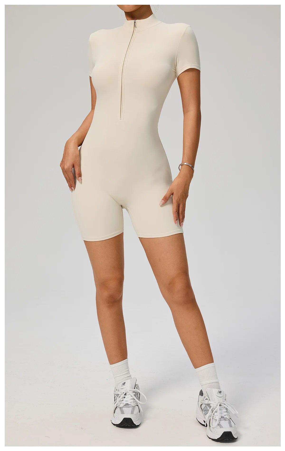 SOISOU Zipper Jumpsuit Women Short Sleeves Clothing Sportswear Woman Gym Yoga Sport Sets Nylon Workout Sets Women Tracksuit