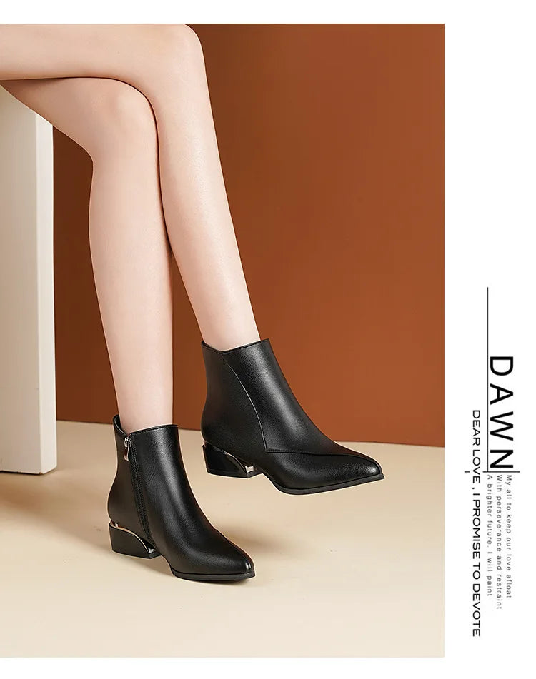 Autumn and Winter 2024 Women Boots British Style Fashion Boots for Women New Thick Heeled Oversized Fashion Short Boots