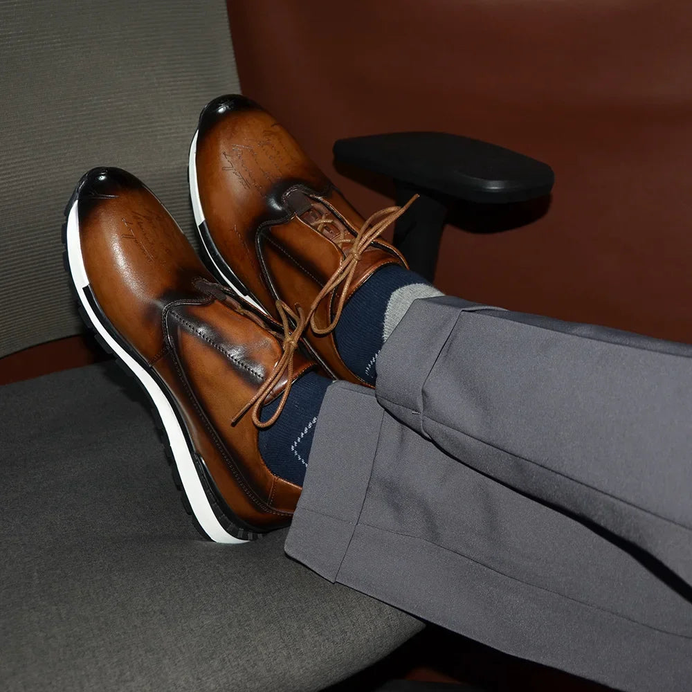Men Shoes British Genuine Leather Shoes Comfortable Autumn 2026 New Lace Up Casual Shoes Crocodile Pattern Outdoor Men Sneakers