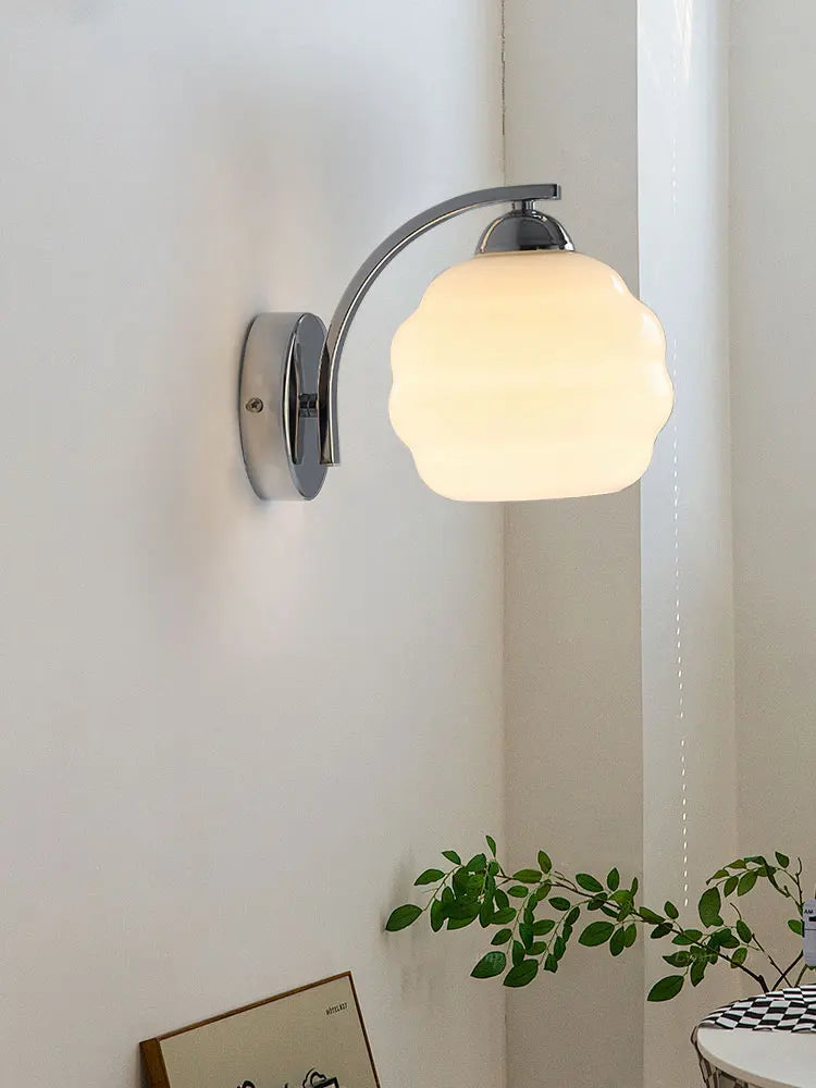 IWHD Milky Glass Ball LED Wall Lamp Sconce Iron Wrount Bedroom Living Room Bathroom Mirror Light Nordic Modern Wandlamp Applique