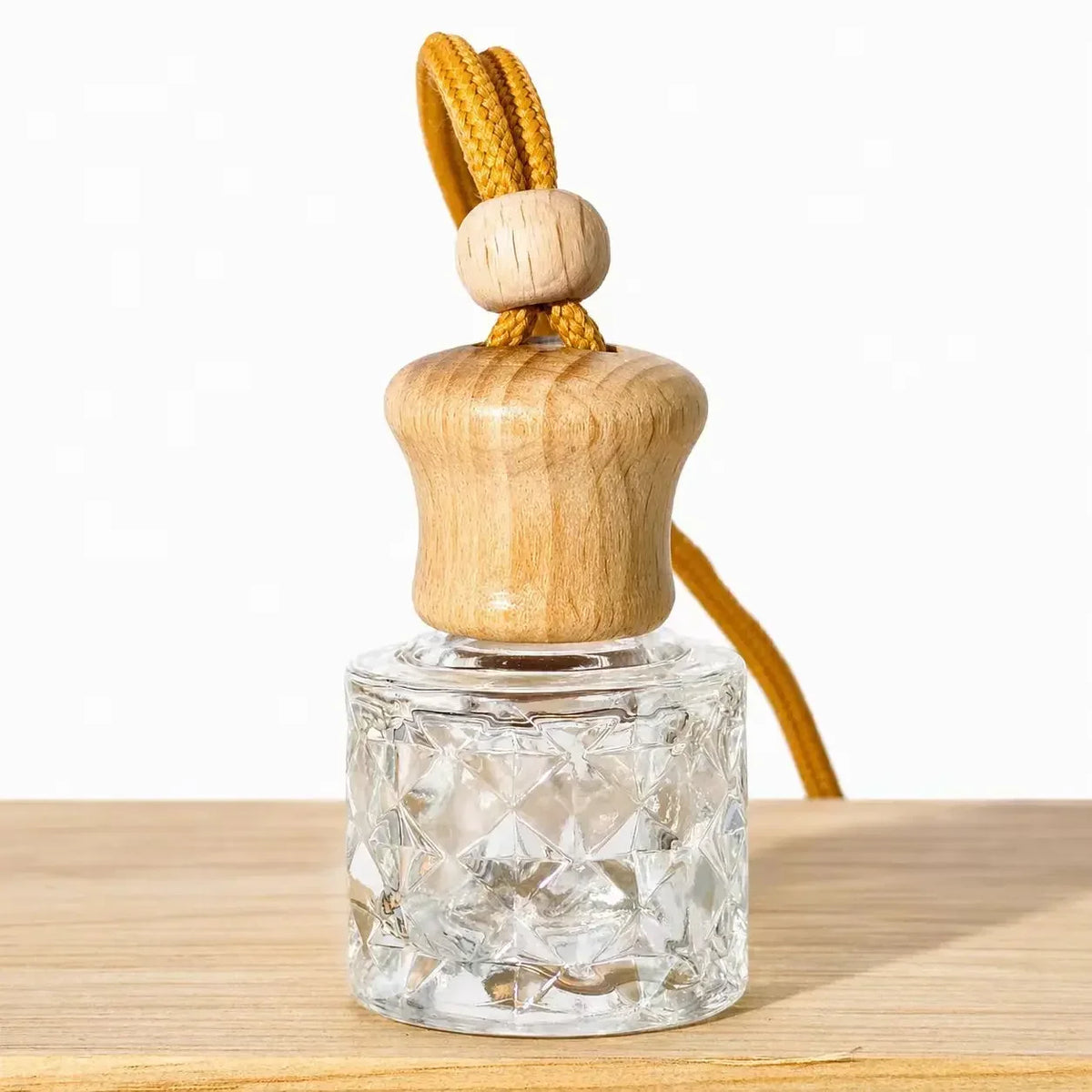 Car Air Freshener Pendant Perfume Glass Bottle With Wooden Caps Refillable Car Essential Oil Diffuser Bottle