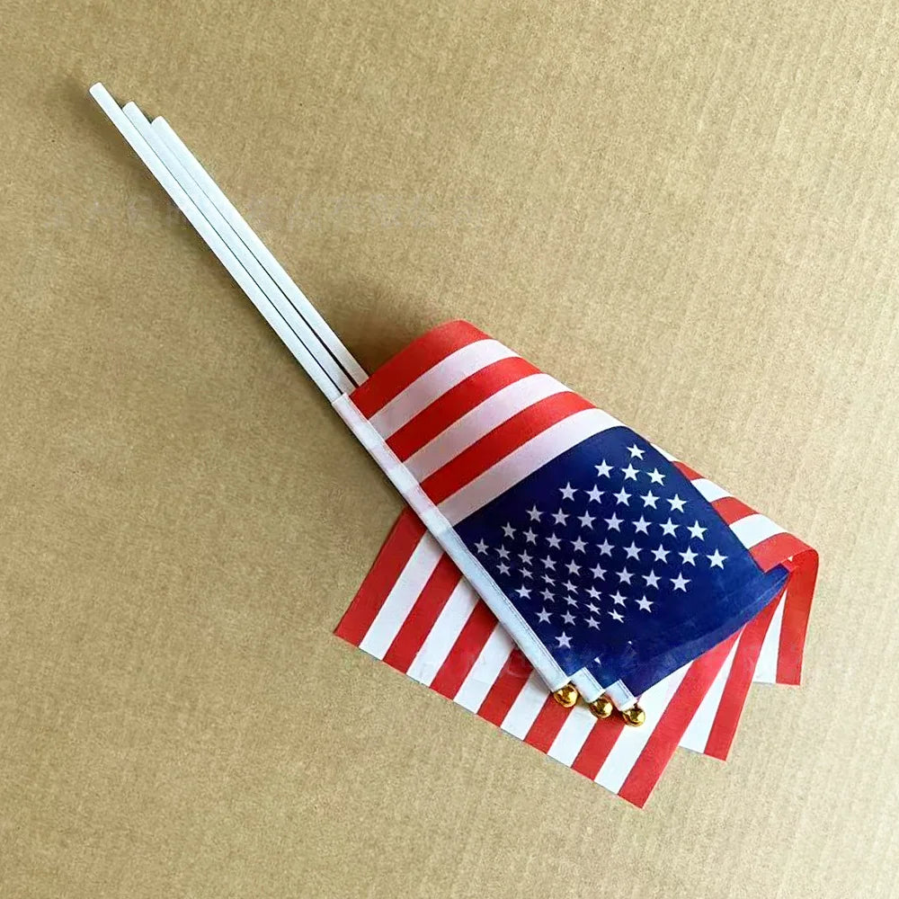EOODLOVE 10/20/50 pieces 14 * 21cm American hand-held plastic stick flag outdoor celebration event American small flag