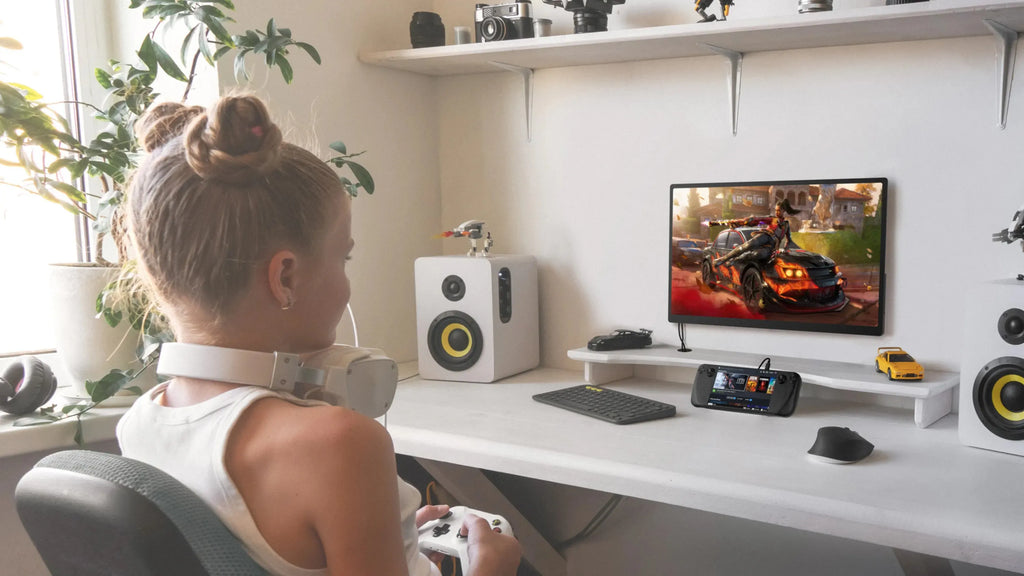 UPERFECT 18.5 Inch Monitor 120HZ FHD HDR IPS Laptop Computer Gaming Display HDMI USB C External Screen With Dual Speakers VESA