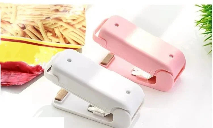 Portable Mini Heat Sealer for Plastic Bags Snack Food Bag Sealing Machine Package Closure Sealer Home Kitchen Storage Accessorie