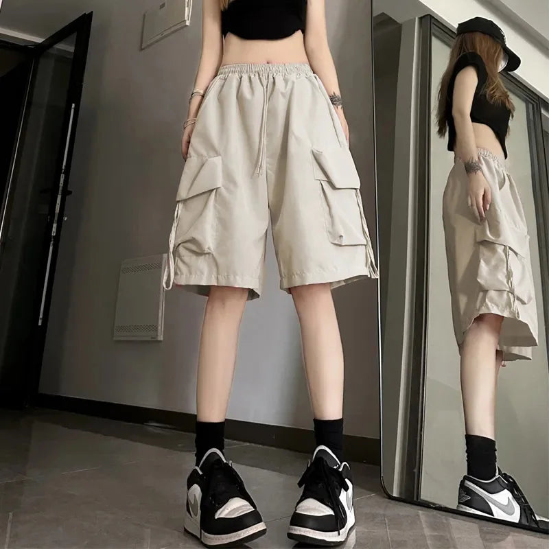 Women Casual Cargo Shorts High Waisted Loose Wide Leg Shorts Large Pockets Fashion Street Hip-hop Breathable Thin Summer Shorts