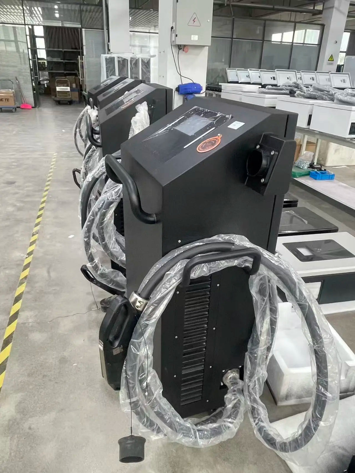 Mobile DC EV Charger 40kw 60kw 80kw Commercial Use GBT  CCS Interface Portable Fast Charging Station KED-MDC Model