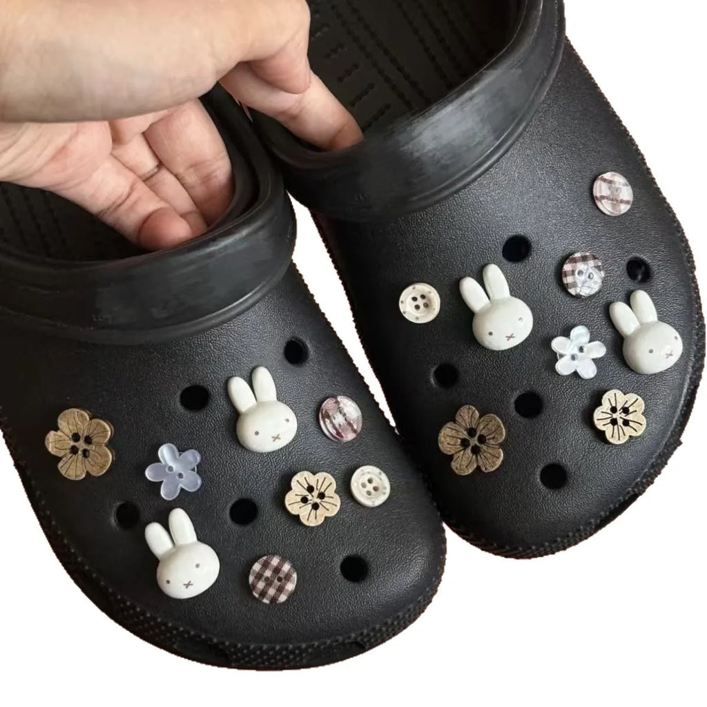 16Pcs Retro Rabbit Shoes Charms Set Plaid Buttons Multi Flowers Shoe Charms Decor for Sandals Clogs Holiday Gift Pack