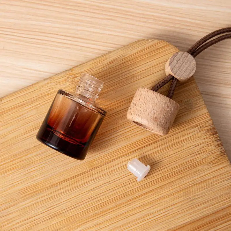 1Pcs Car Essential Oil Diffuser Fragrance Air Freshener Scent Perfume Bottle Ornament Small Round Cap Empty Bottle Pendant
