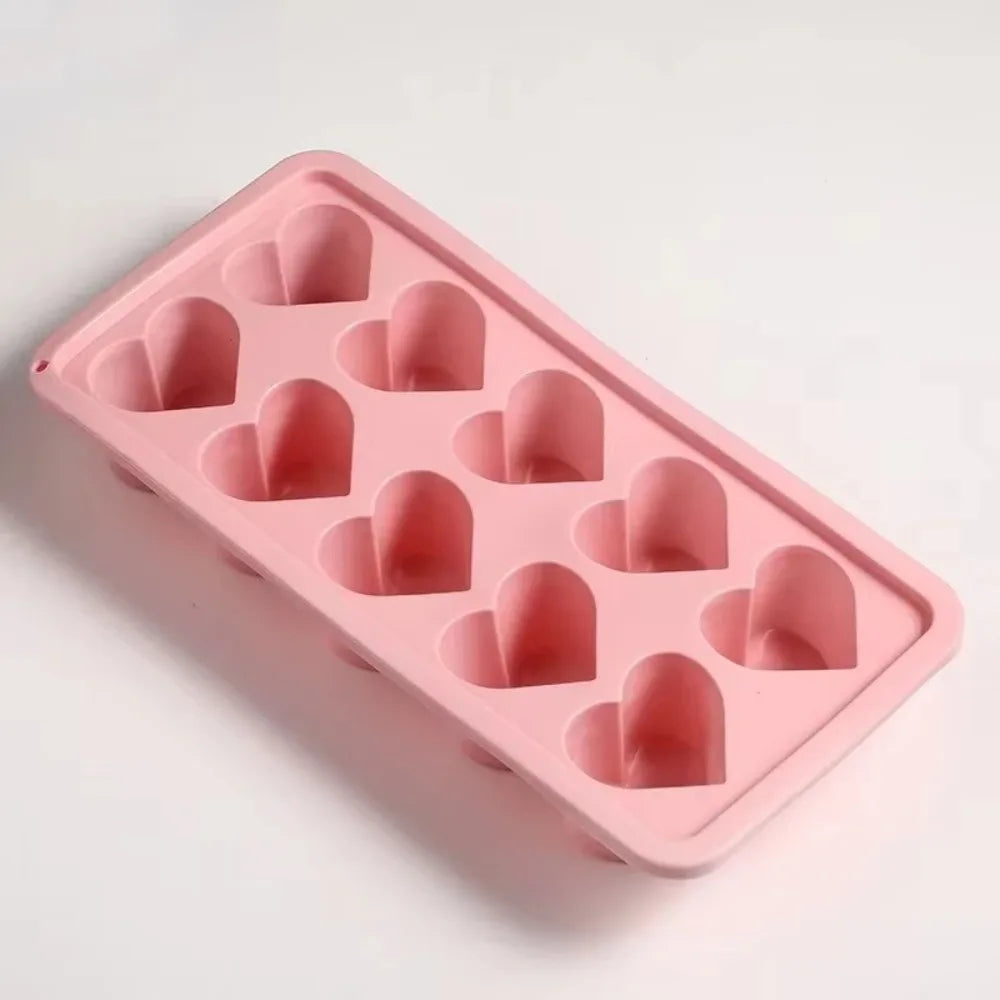 New 3D Love Heart Ice Tray Silicone Pink Blue Red Ice Cube Mold 10 Compartment Easy Release Cupcake Mold Kitchen Gadgets