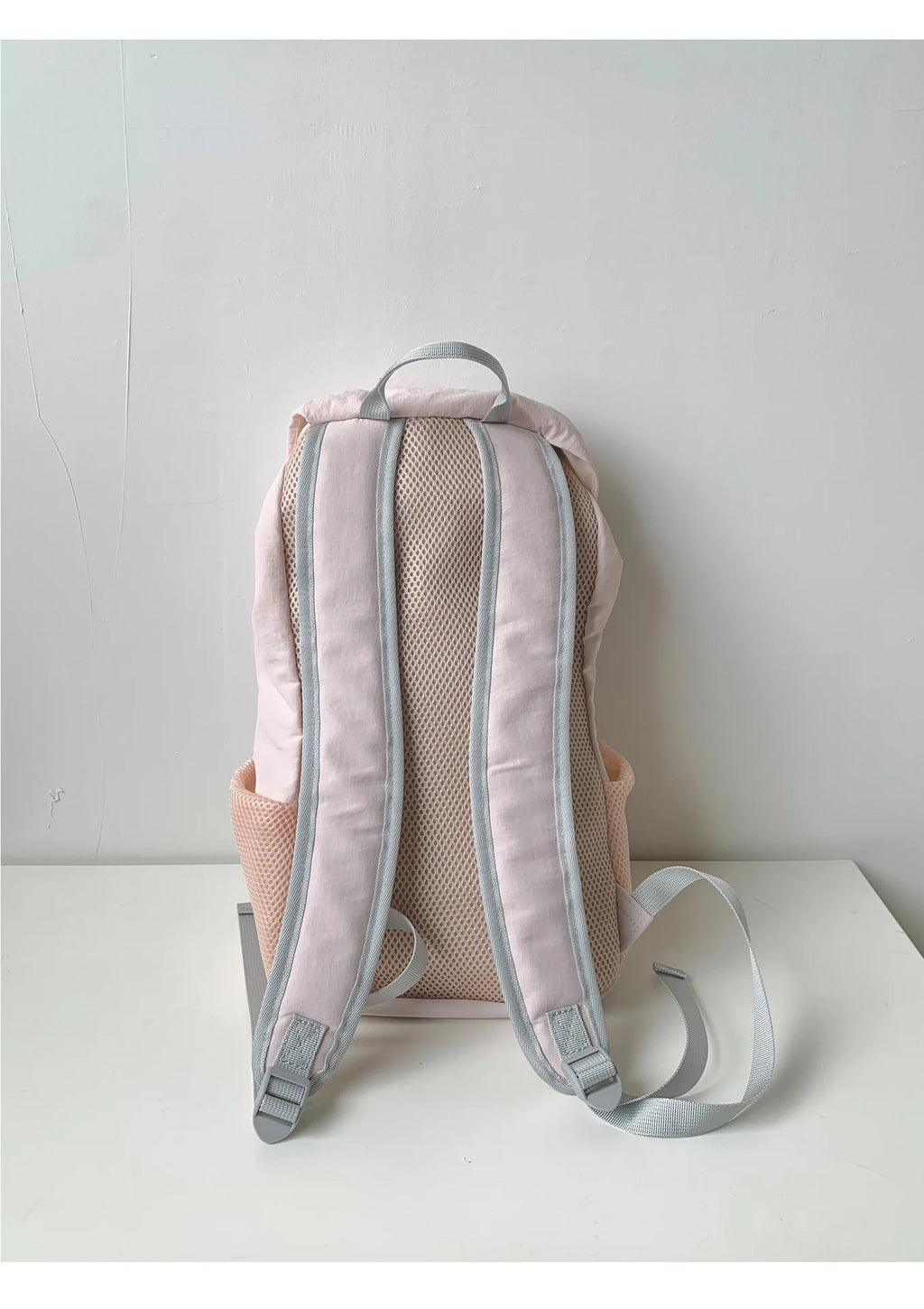 Women Outdoor Sports Backpack With Large Capacity Lightweight Nylon Backpack Suitable Casual Versatile Camping Travel Bag Unisex