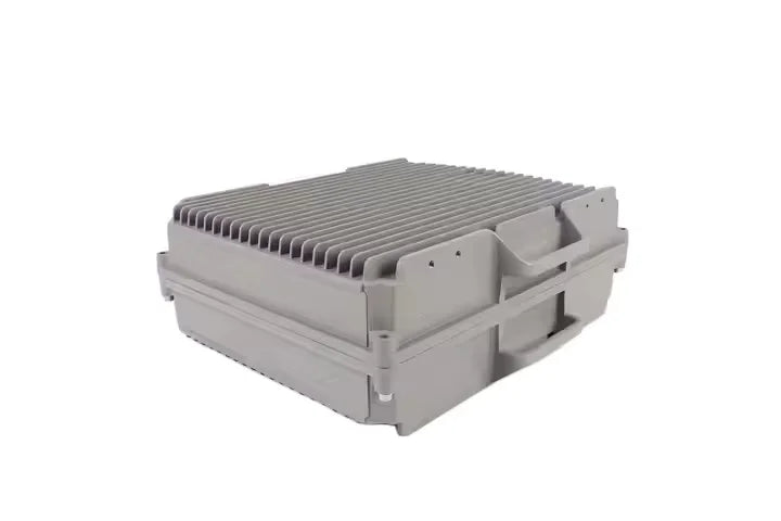 Wireless network amplifier Factory delivered 900 1800 2100mhz 5w 2g 3g 4g 3band signal LTE repeater 37dbm