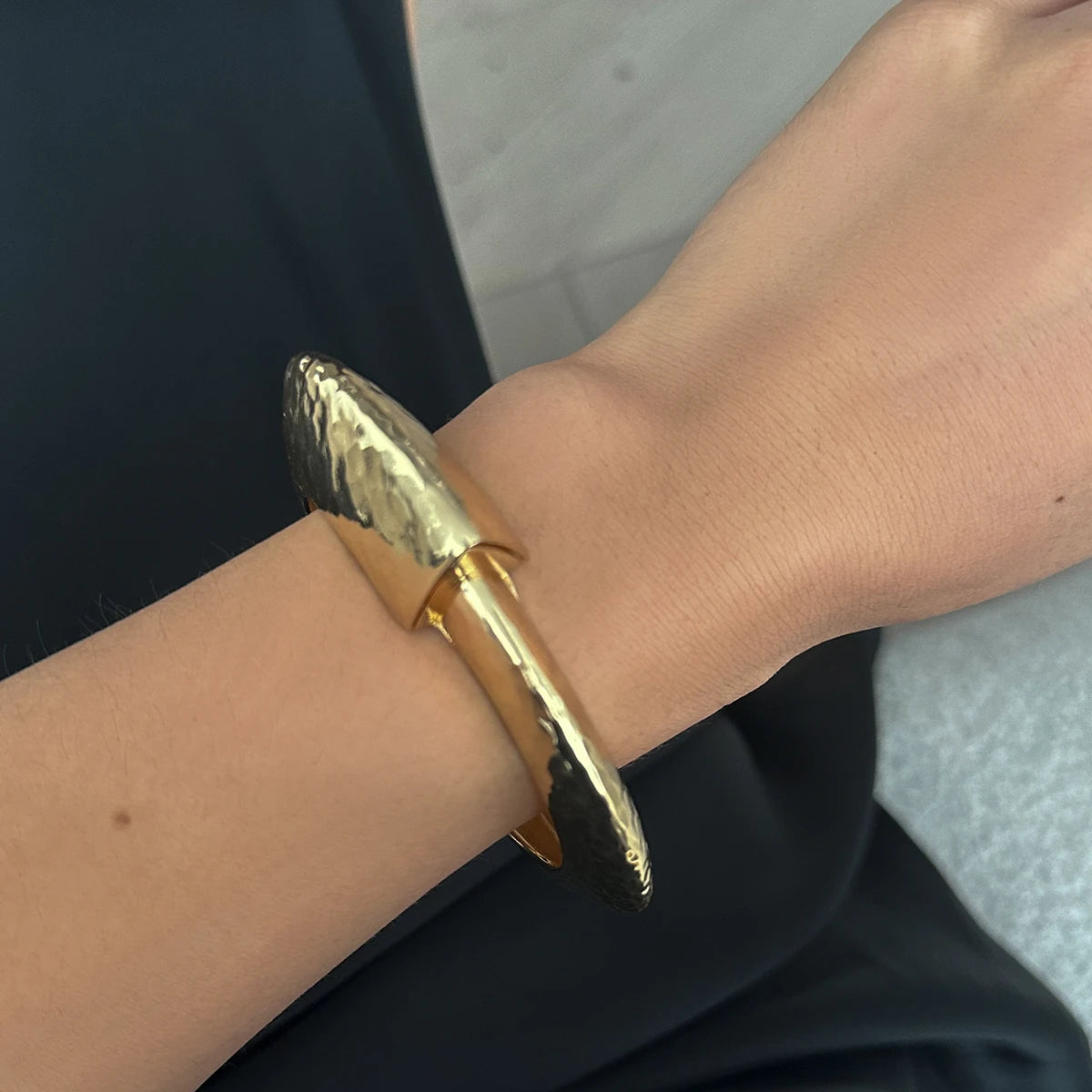 Ingemark Unique Punk Irregular Heavy Metal Chunky Spring Bangles for Women Punk Geometric Charm Bracelet Grunge Jewelry Men New