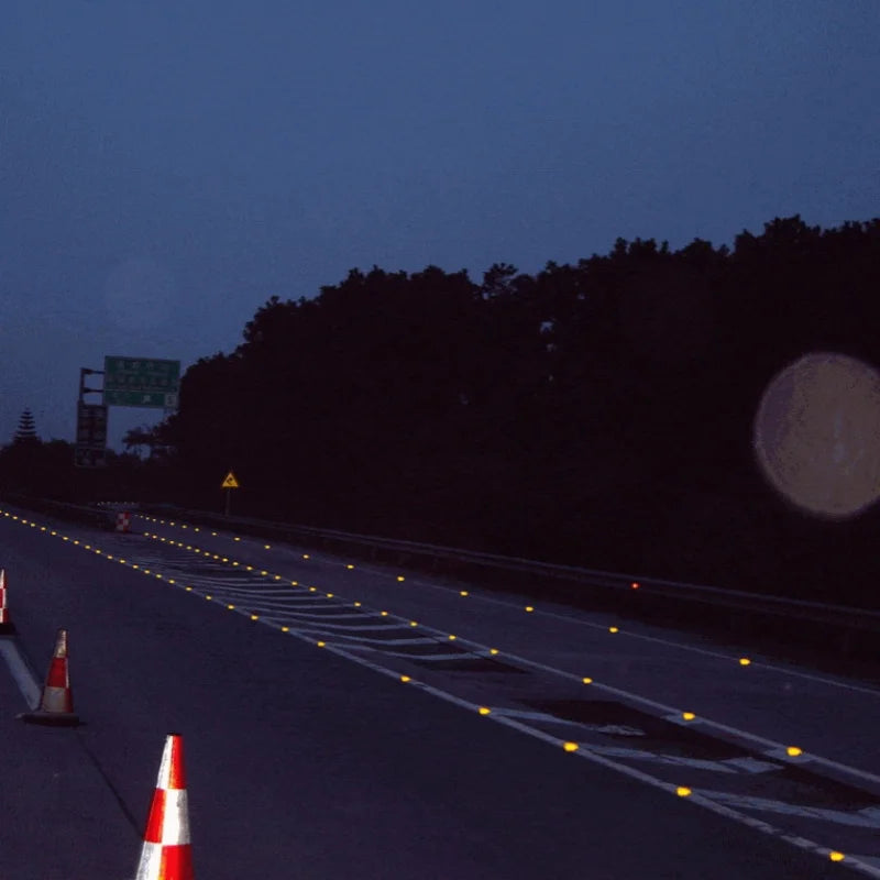 Popular Square High Brightness Ip68 Flashing or Flicker Traffic Marker Light Reflective Aluminum Led Cat Eye Solar Road Stud New
