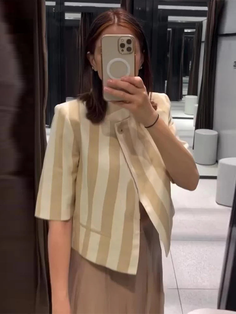 Women Chic Stripe Cropped Blazer Jacket Stand Collar 3/4 Sleeve Single Breasted Shoulder Pad Top 2026 Summer Fashion Street Coat