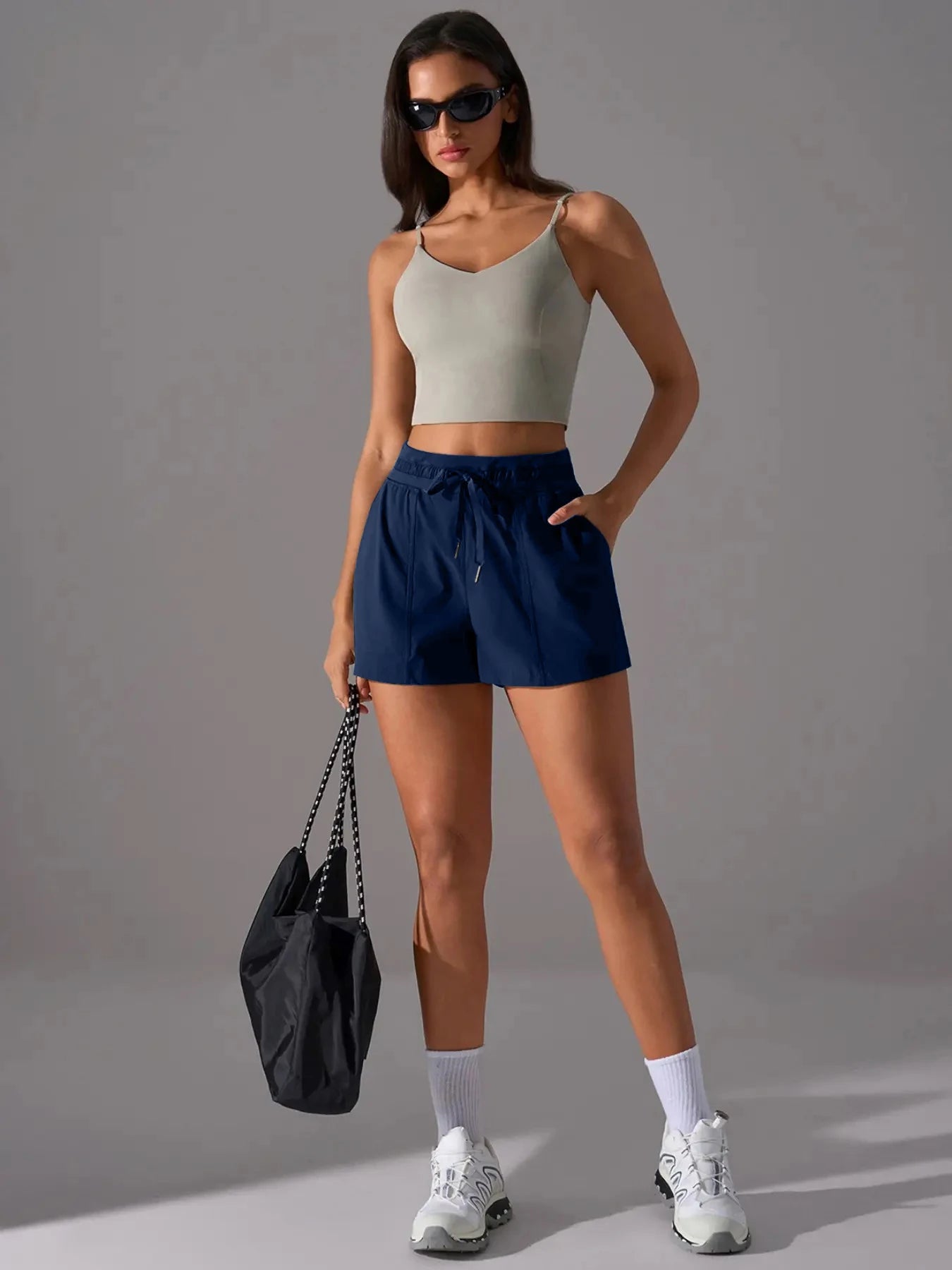 ‌Women's Casual Shorts - Elastic Waistband with Drawstring, Slant Pocket Design, Ideal for Summer & Outdoor‌