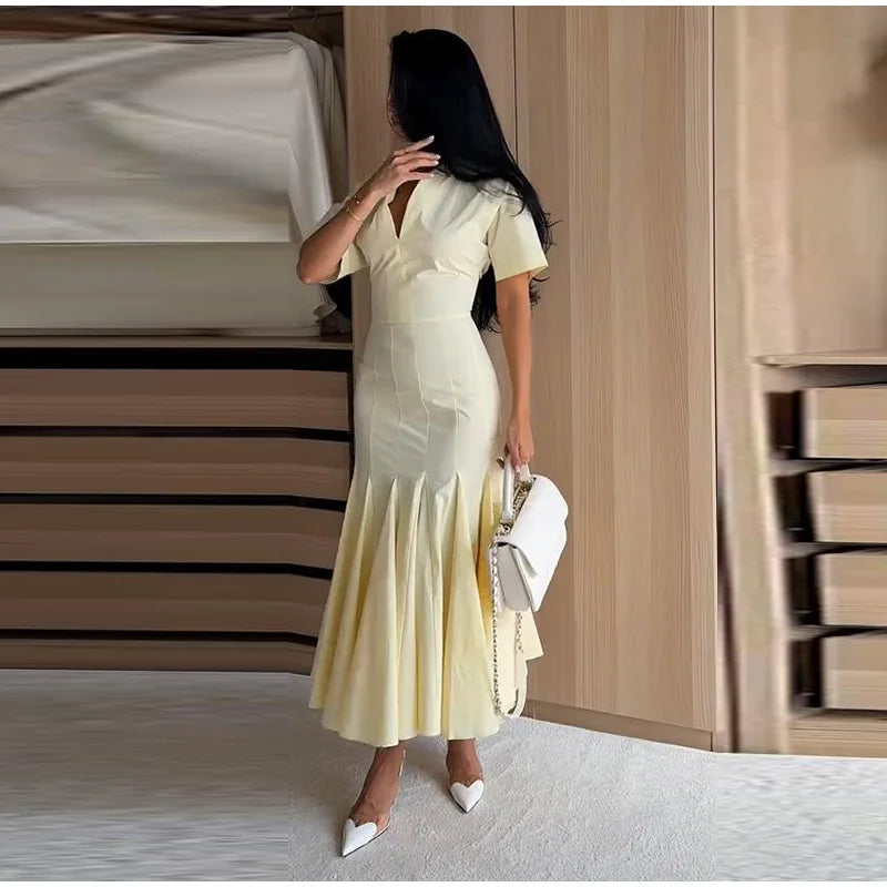 Elegant Pleated Waist-cinching Long Dress Women's Sexy V-neck Short Sleeve Bodycon Dresses 2026 Summer New Lady Solid Robes