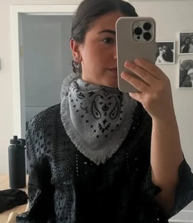 Vintage Solid Paisley Bandana Scarf for Women Square Neck Head Scarf with Fringes All-match Edge Retro Headband Hair Wrap 2026
