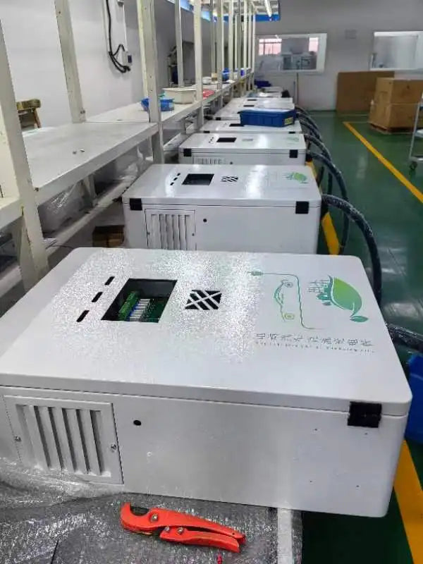 YuGong New 30 KW Smart DC RFID CCS2 Level 3 EV Fast Charger OCPP1.6 Wall-Mounted Charging Station 380V Input