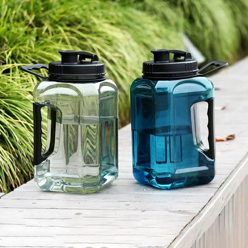 2.4L Large Capacity Fitness Water Bottle,BPA Free Portable Sports Bottle for Camping Gym Cycling,Men's Plastic Water Bottle