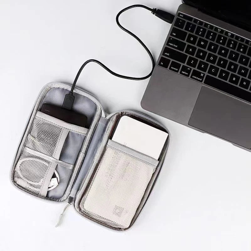 USB Charger Travel Organizer Bag – Mesh-Lined Portable Case for Cables, Adapters & Power Banks, Keeps Tech Gear Tidy