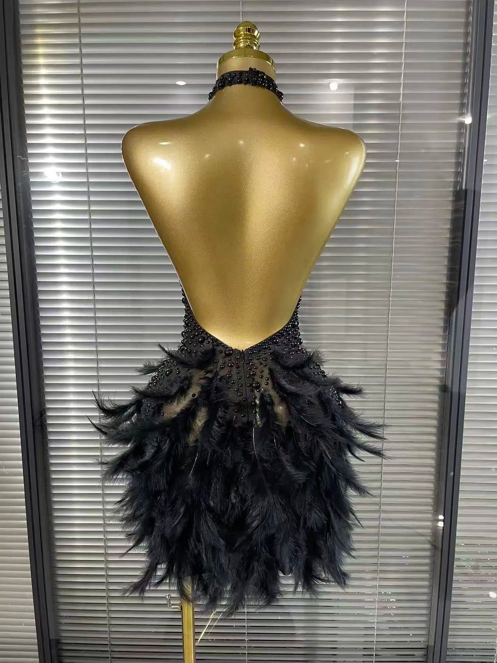 Shining Beading Women Sexy Halter Backless Feathers Bodycon Mini Dress Nightclub Party Celebrate Birthday Photoshoot Outfit