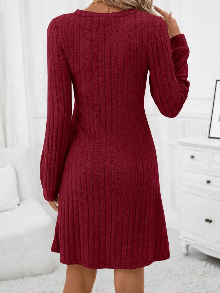 Spring 2026 Commuter Style Fleece Dress High Waist Slim Fit Midi Skirt Women's V-neck Long Sleeve Polyester Knitted Dress