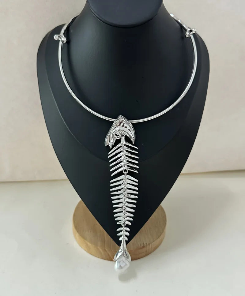 Novelty Design Alloy Big Fish Bone Pendant Choker Necklace For Women Fashion Jewelry Exaggerated Brand Show Statement Necklace