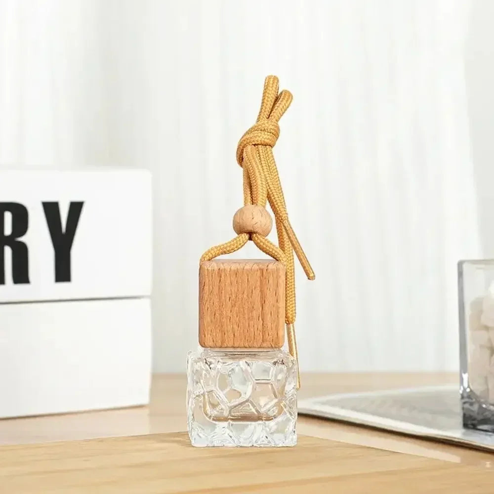 Car Air Freshener Pendant Perfume Glass Bottle With Wooden Caps Refillable Car Essential Oil Diffuser Bottle