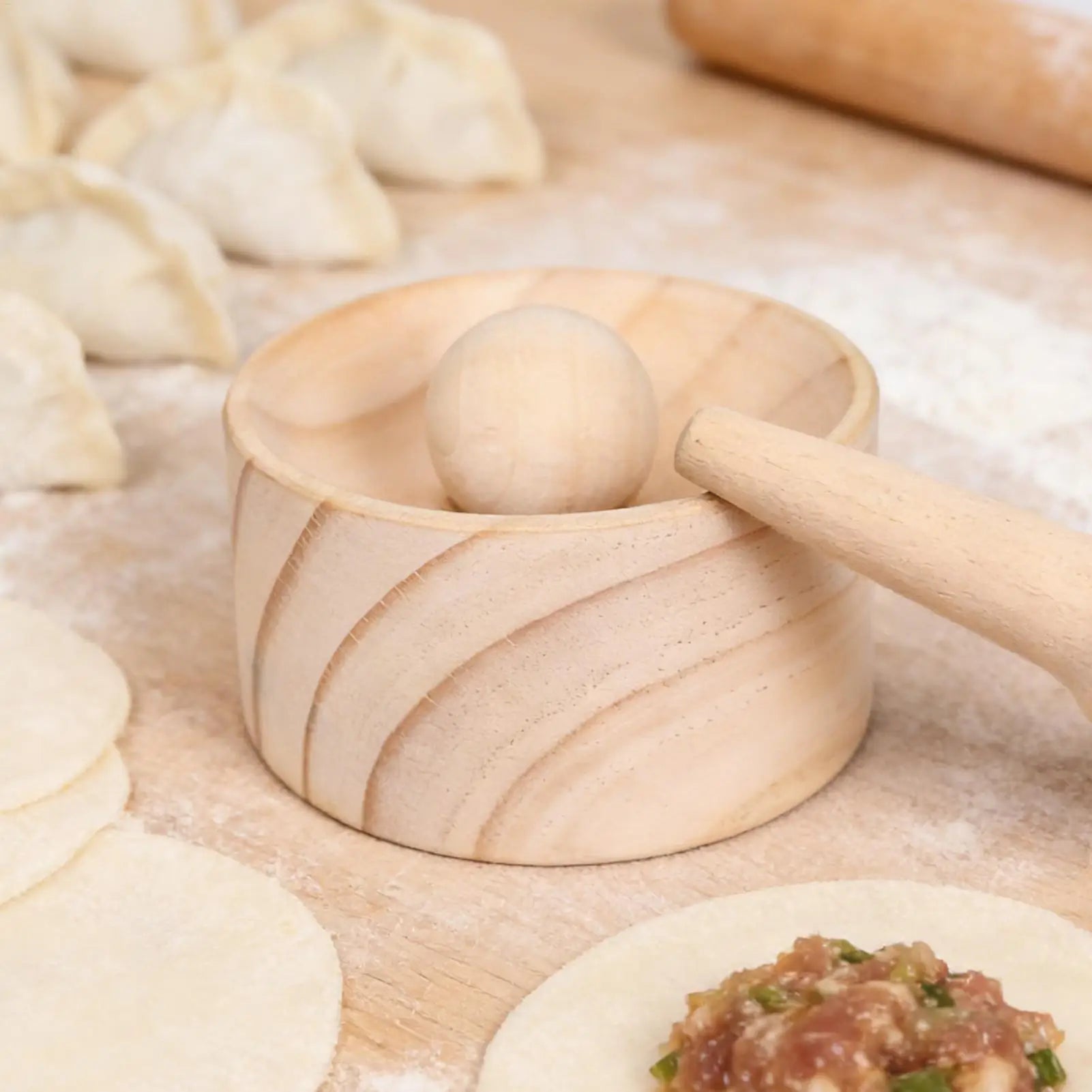 Dumpling Maker Non-Stick Wooden Manual Kitchen Gadgets Dumpling Mold Skin Maker Press tool, dumpling wrappers, kitchen gadgets