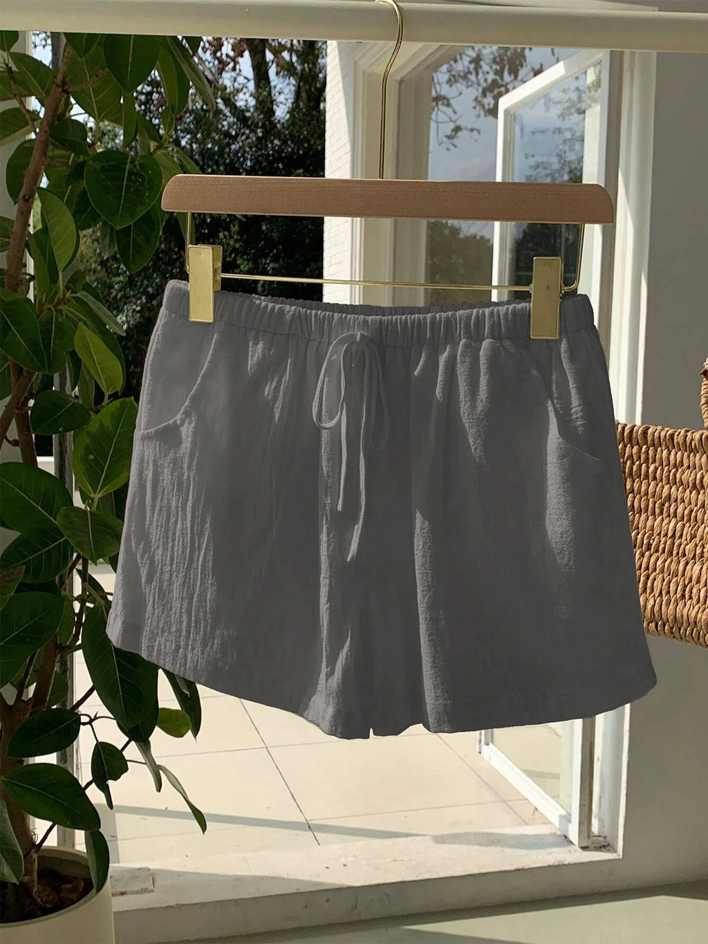 Ladies New Spring Summer Linen Solid Color Casual Sports Elastic Waist Drawstring Short Pants