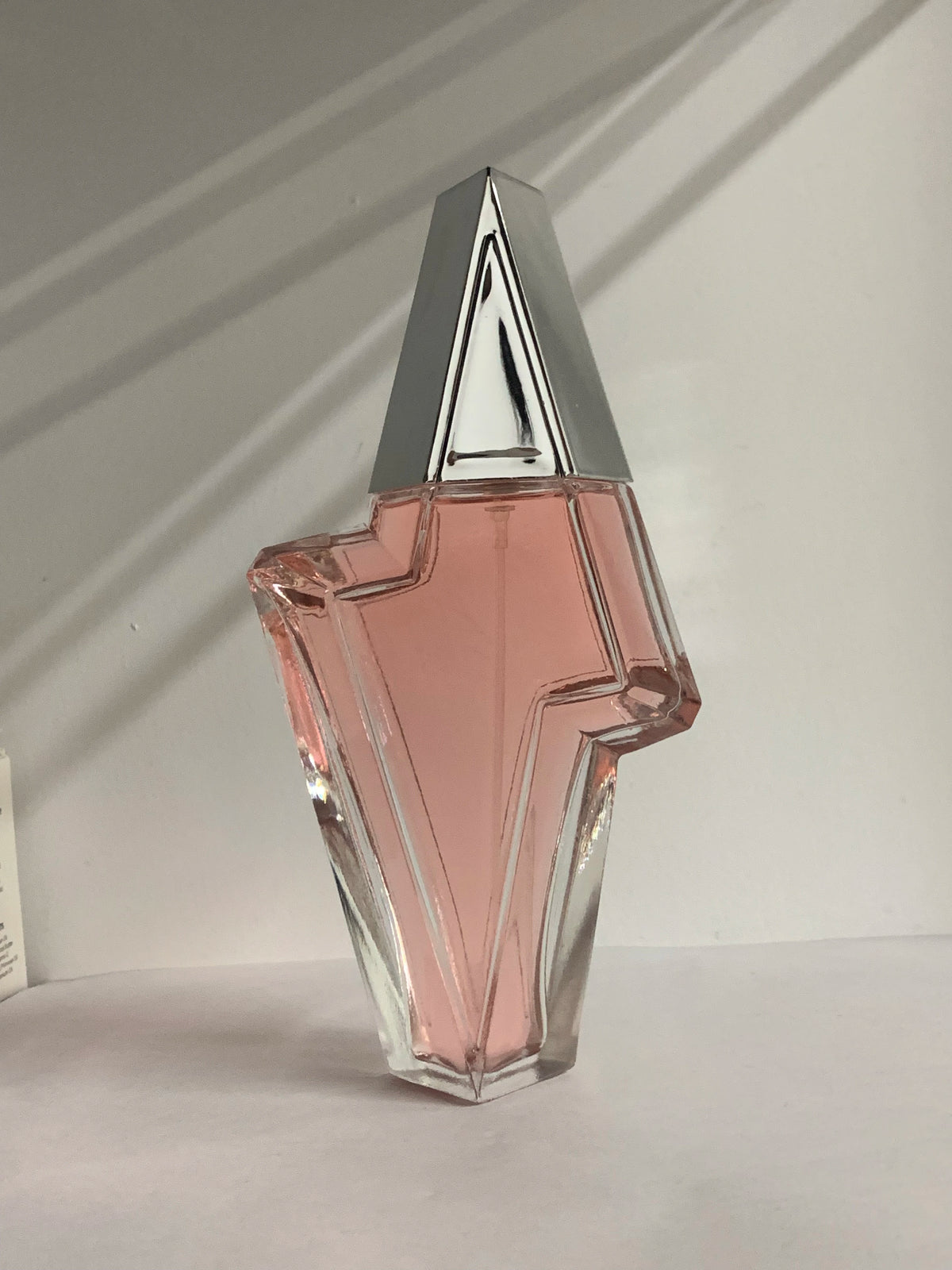 Pink Aurora - Eau De Parfum - Women's Perfume - Floral & Fruity - With Bergamot, Rose, and Cedarwood - Long Lasting Fragrance