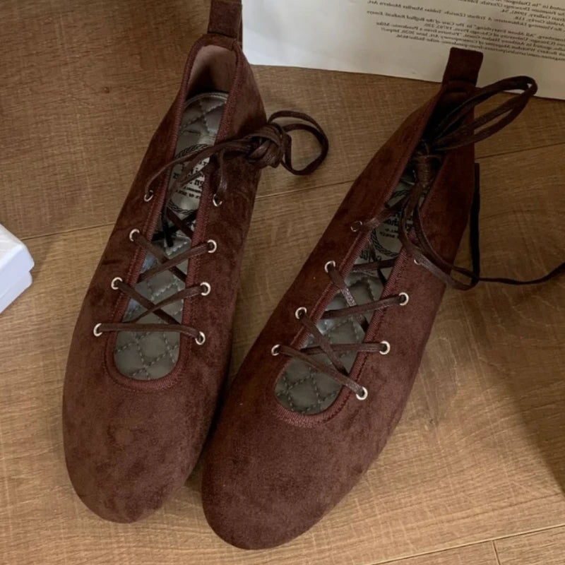 Fashion Cross Lace Up Ballet Flats Women Comfort Round Toe Soft Sole Designer Autumn Flats Elegant Party Dress Shoes for Ladies