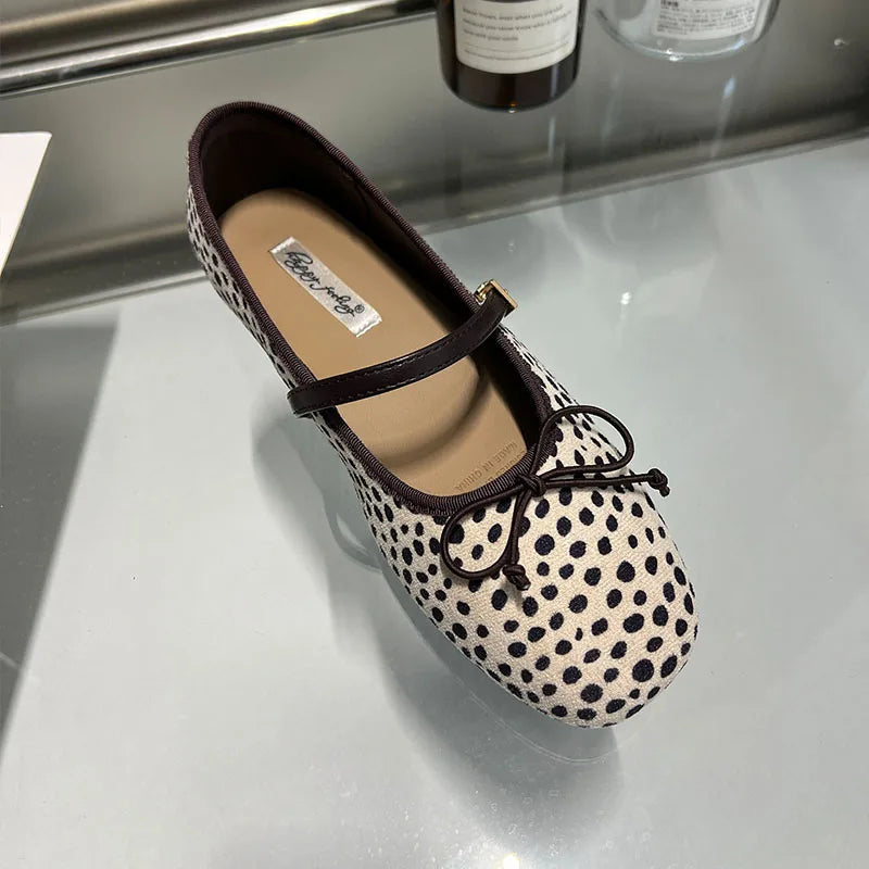 New Fashion Buckle Strap Women Mary Janes Flats Shoes Ballet Flats Female Soft Footwear Butterfly-Knot Ladies Shallow Shoes
