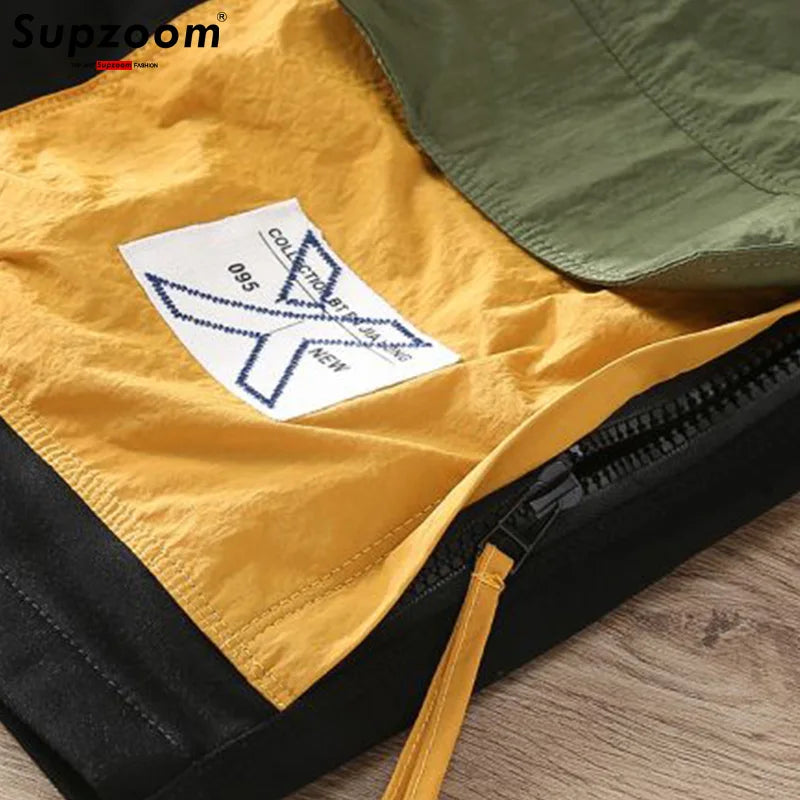 Supzoom 2026 New Arrival Summer Loose Casual High Street Trendy Contrast Color Stitching Pocket Personalized Workwear Shorts Men