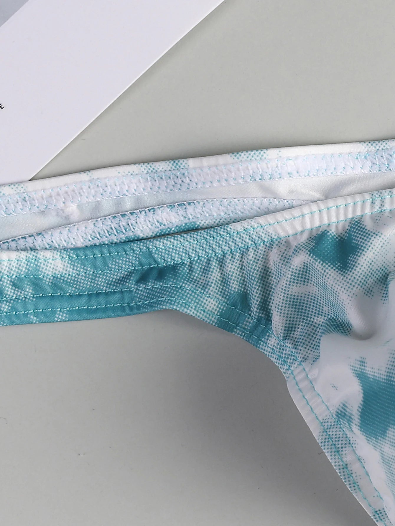 Sports Print Men Thong Male Breathable G-String Seamless Sports Panties Sexy T-back Exotic Lingerie HT143