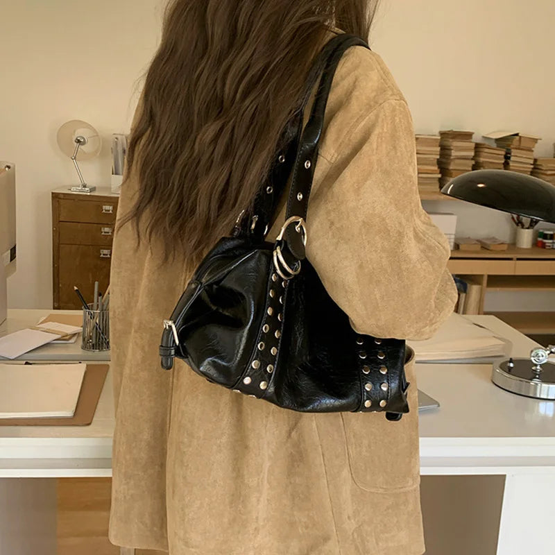 Vintage Style PU Leather Women Shoulder Bag Large Capacity High Quality Fashion Rivet Handbag Daily Use Y2K Motorcycle Bag