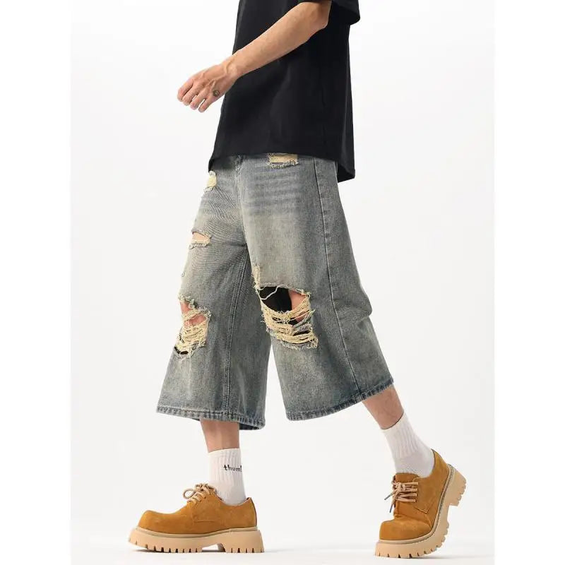 Men's Distressed Loose Fit Straight Leg Denim Capri Pants Casual Summer Jeans Ripped Details Trendy Casual Wear