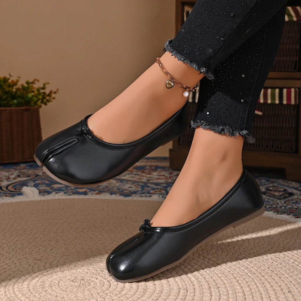 Japanese Style Tabi Ninja Shoes Women Cozy Leather Flats Split Hoof Toe Loafers Femme Mary Jeans Mocasines Ladies Ballerina Shoe