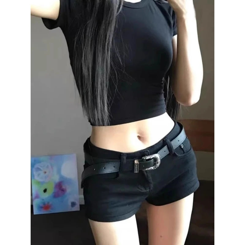 Women's high waisted black shorts versatile for spring and autumn, slim fit and slimming, hip hugging casual straight leg pants